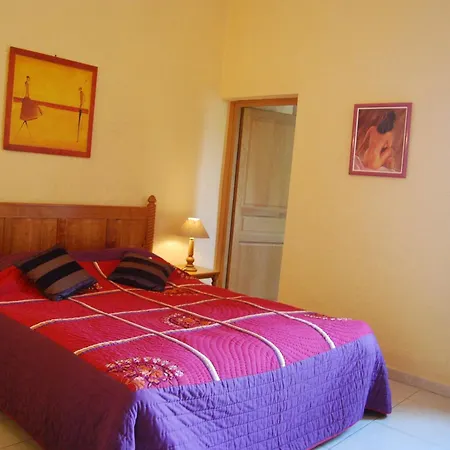 Le Mas Richard Bed and Breakfast